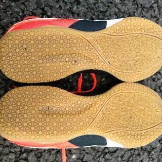 【美品】フットサルシューズスパイク/PUMAガベットサラの画像