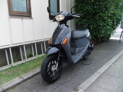 スズキ レッツ4(４サイクル) 中古実動車 バッテリ-フル充電済み オイル交換済み 外装バフ掛け磨き済み タイヤ後輪新品 書類有り