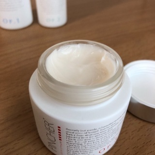 PINCHER 化粧水、乳液、クリームのセット