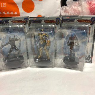 アベンジャーズフィギュア9種セットの画像
