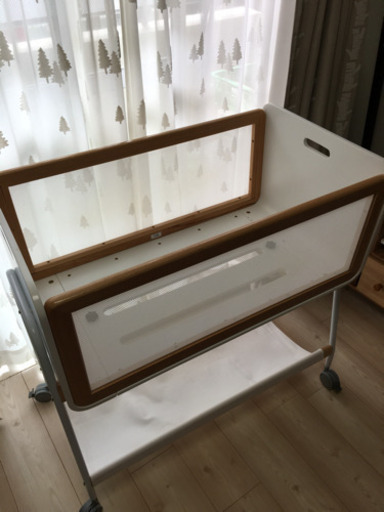 リリワゴン ベビーベッド 大和屋