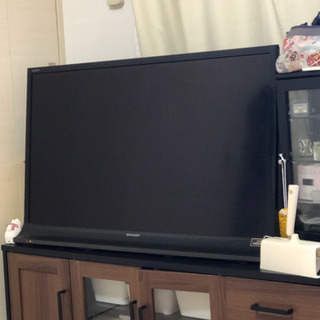 液晶カラーテレビ40インチ2013年製品