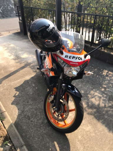 ホンダ cbr250r  レプソルカラー