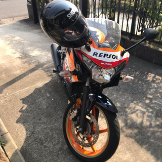 ホンダ cbr250r  レプソルカラー 