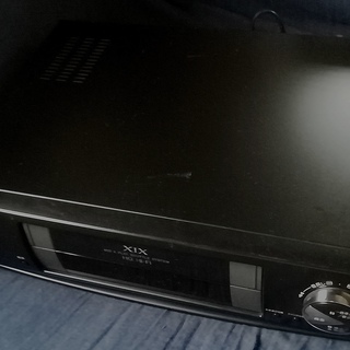 シャープ製VHSビデオデッキ の画像