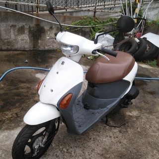 ☆☆スズキレッツ4　CA45A　白　白いバイクで走り出せ！！