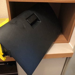 アルテッツァ グローブボックス
