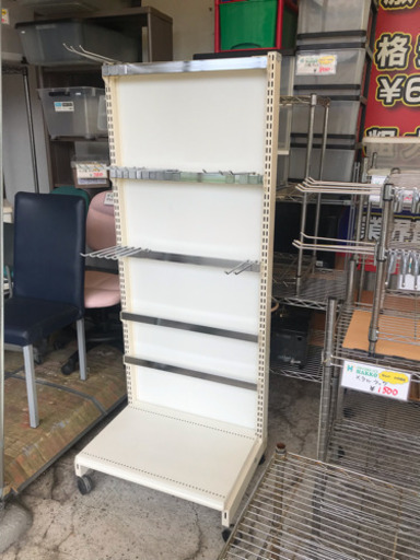 【リサイクルサービス八光　田上店　配達・設置OK】中日什器　業務用　陳列棚　キャスター付き