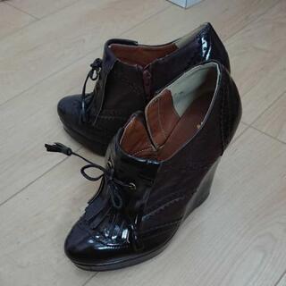 厚底エナメルローファー(ダークブラウン)