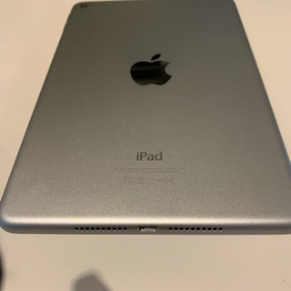 iPad mini4 WiFi スペースグレー64GBです。