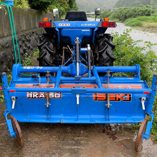 イセキ トラクター TA235の画像