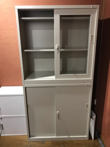 【美品】オフィスキャビネット  書類棚 書庫