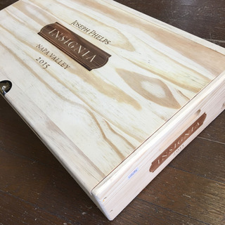 ワイン木箱 本物 インテリア、収納ケース。工具箱に。フタ付き木箱の画像