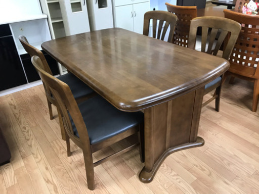 【リサイクルサービス八光　田上店　配達・設置OK】【カリモク】4人掛けダイニングセット