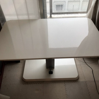 ニトリ昇降テーブル