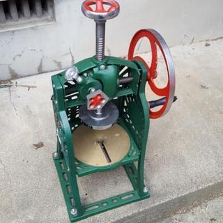 取引中手動かき氷機　レトロ