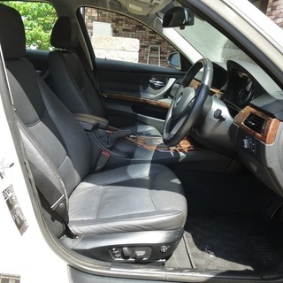 検査2年3月335i ツインターボ HDDナビ/idrive/コンフォートアクセス/ブラックレザー/シートヒーター/クルーズコントロール/ミラーETC/記録簿 の画像