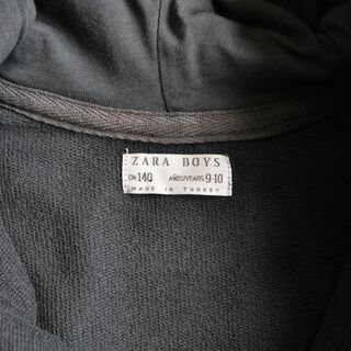 【子供服】 Zara Boys ザラ ボーイズ フード付きコットンパーカー 140 黒の画像