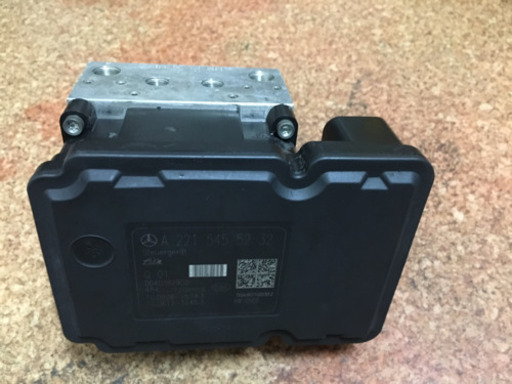 ABSコントロールユニット