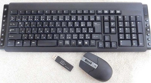 ワイヤレスキーボード\u0026マウス