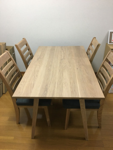 綺麗なダイニングセット