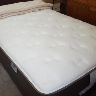 大塚家具で購入したキングスダウン製のセミダブルベッド① 大塚家具 キングスダウン社製 SWベッドセット