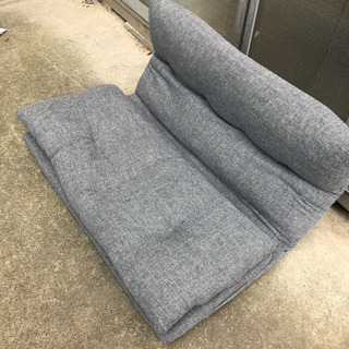 無料 2人がけソファ 広げるとベッドにもなりますの画像