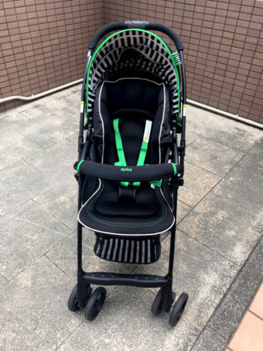 Aprica アップリカ FLYLE フライル ベビーカー ネロストライプ