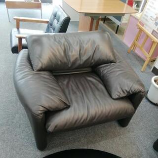 369　Cassina ixc.  1Pソファ
