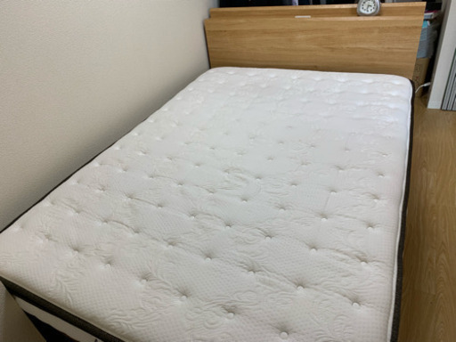 譲渡決定！【マットレス付】7/13まで ニトリのダブルベッド