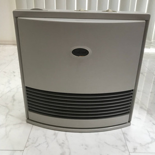決まりました。 シャープ セラミックファンヒーター(加湿機能付)