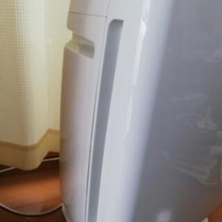 加湿空気清浄機 DAIKIN 日曜日までの画像