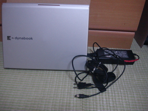 【値下げしました】東芝　dynabook ノートパソコン　SSN11 TJ140E/2W