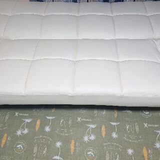 新品ソファーベッド！の画像
