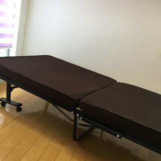 折りたたみベッド 美品の画像
