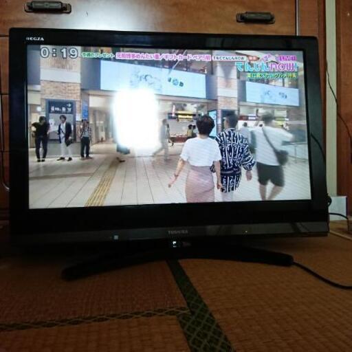 液晶テレビ TOSHIBA REGZA 32型
