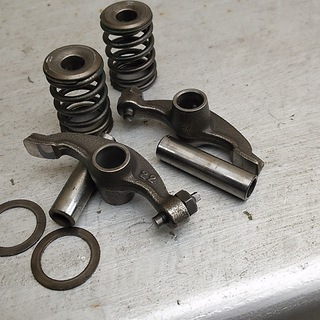 スーパーカブ[シリンダーヘッド」純正部品12200-GK4-761の画像