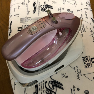 コードレスアイロンとアイロン台