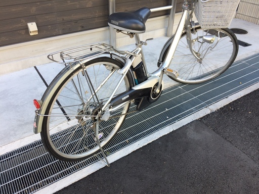 地域限定　ヤマハ　パス　リチウム　26インチ　シルバー　アシスタ　ビビ　神戸市　電動自転車