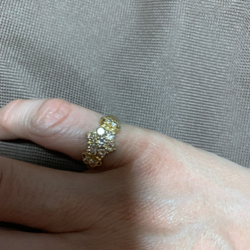 ★K18！1ctダイヤリング【美品】