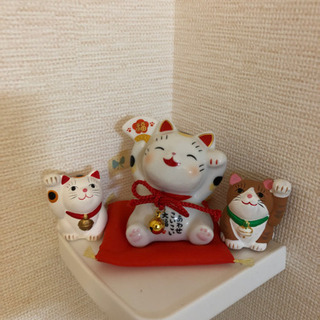 可愛い招き猫^._.^