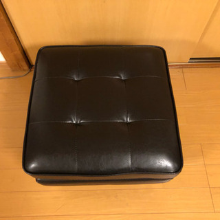 アンティーク風 オットマン 引取りに来られる方 限定の画像