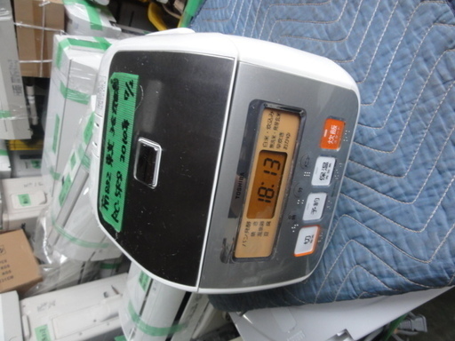 南８８２　東芝　炊飯器　３合炊き　RC-5RS