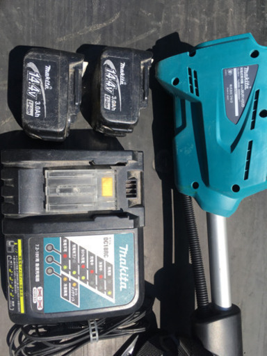マキタ充電刈払い機 中古