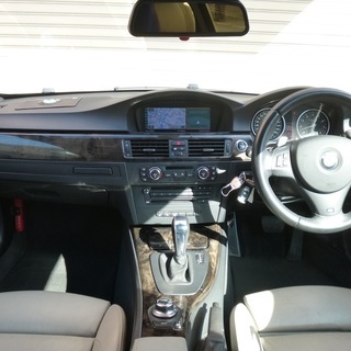 検査3年4月335i MスポーツPKG 高圧ポンプ交換済/M3純正ホイール/ロジック7/直6ツインターボ306PS/希少白革/HDDナビ/idrive/ETC/D点検記録簿の画像