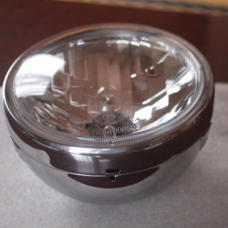 GN125H /GN125F  ヘッドライト（未使用　新品）の画像