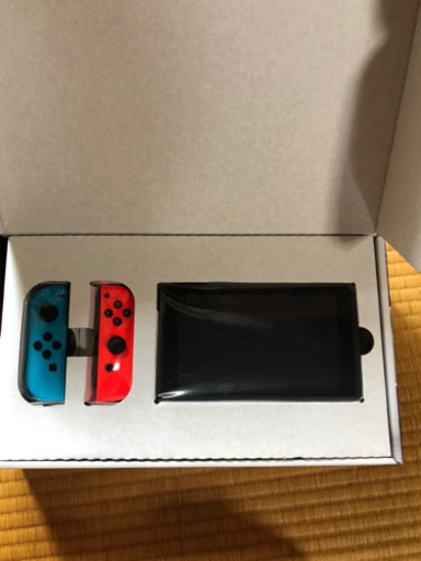 新品のNINTENDOスイッチ売ります。