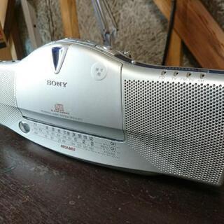 ソニーCDラジオ、ジャンクで