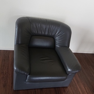 オカムラ製一人用ソファ
