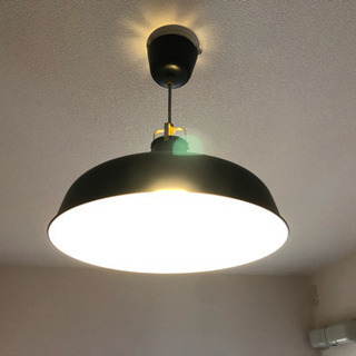 IKEA ベンダンドランプの画像